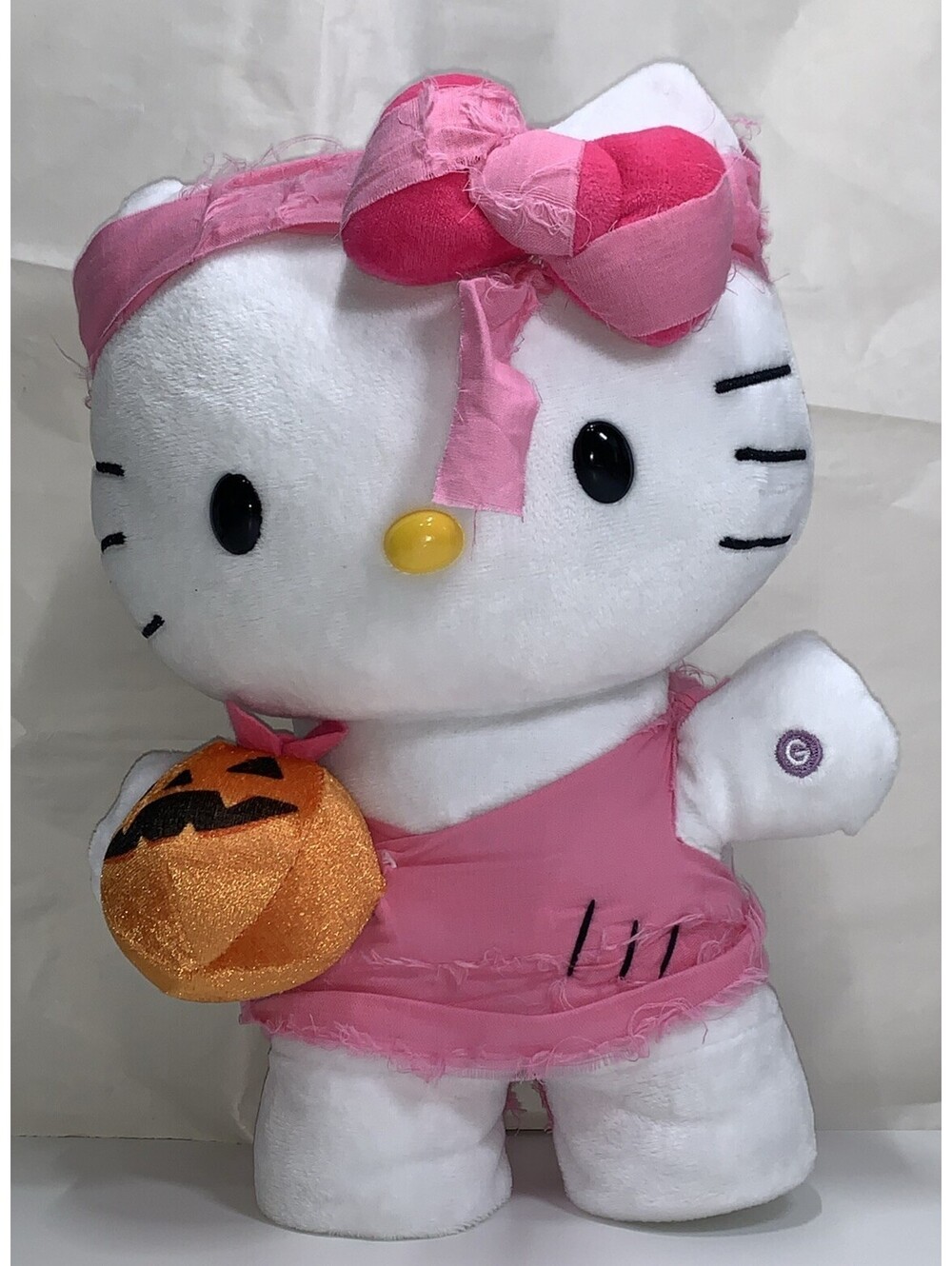 Hello Kitty Halloween Trick-or-Treat Animated Musical MUMMY Plush Side Stepper
